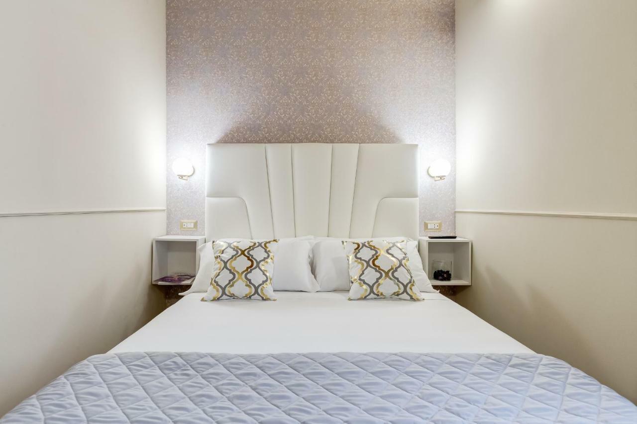 Trevi Private Suites By Premium Suites Collection Roma Exterior foto